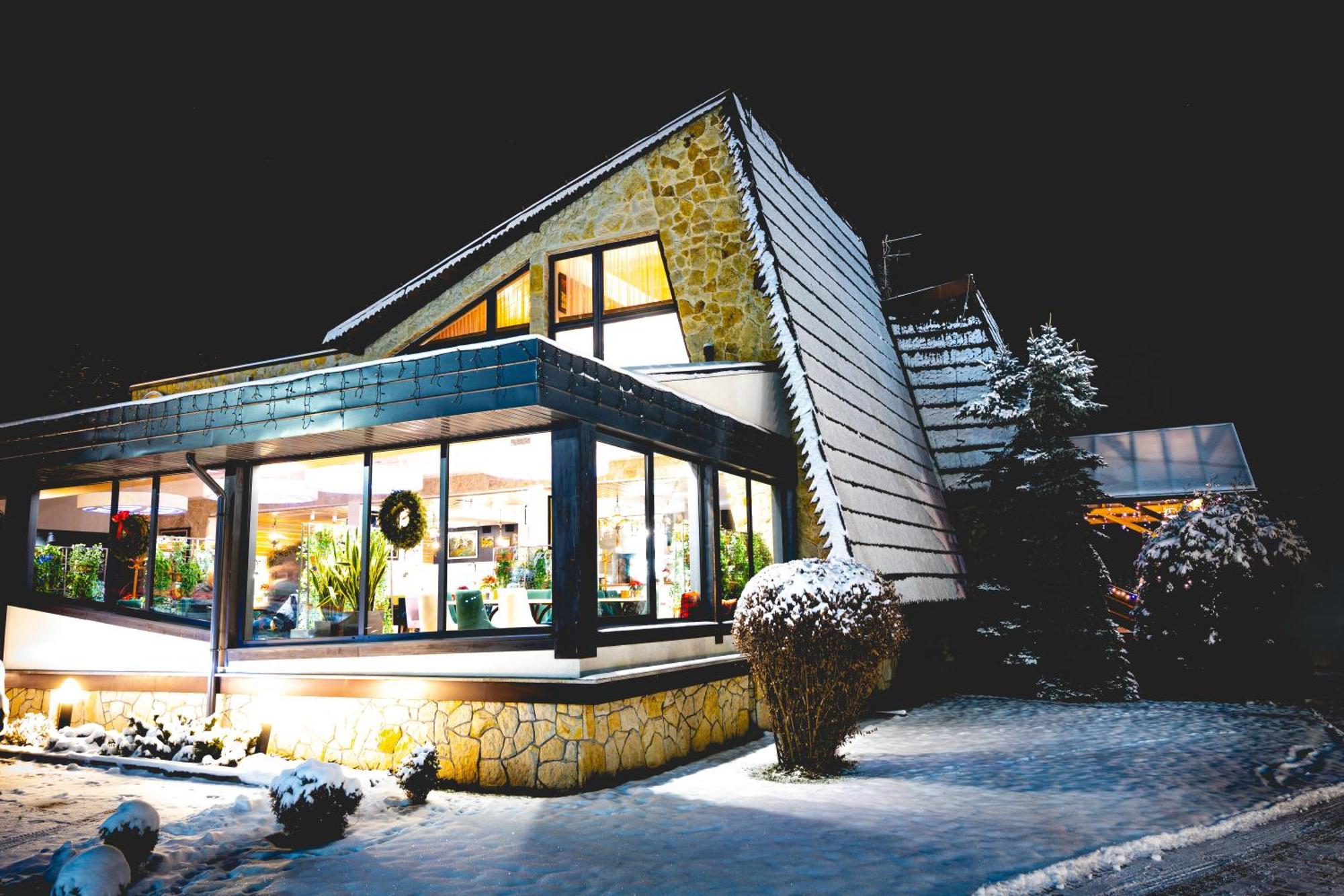 Zajazd Kaluzna Lacko Exterior photo